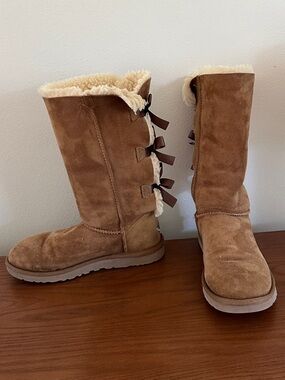 UGG Bailey Bow Tall II